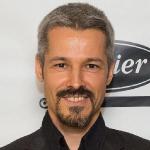 Andreas M Benzing